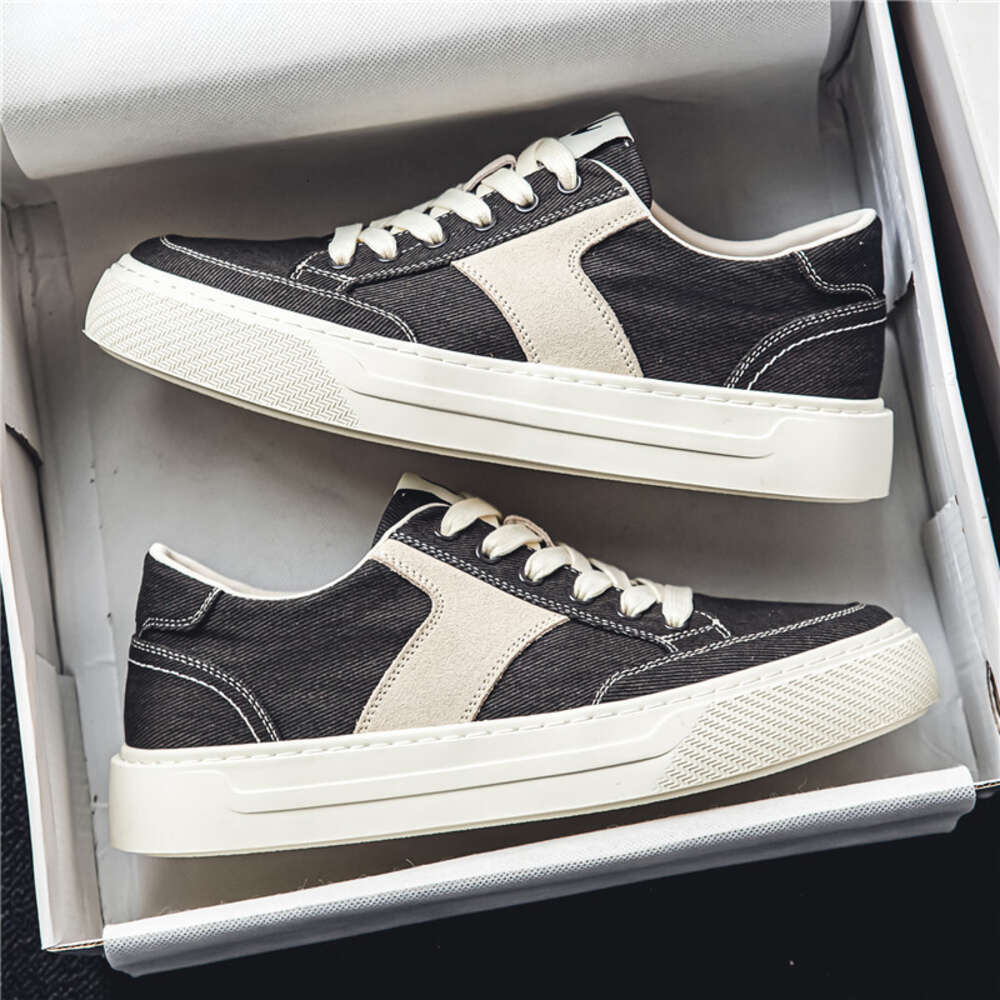 0029 Four Seasons Casual Cloth Men's and Board Shoes at Special Offer Store