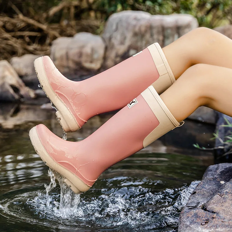 Fashion Women Long Tube Knee-length New Waterproof garden Shoes Non Slip Detachable Soft Bottom Rain boots Galoshes Size 35-41 250225