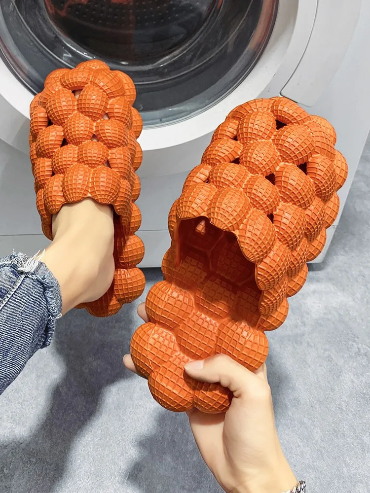 Summer Personality Bubble Slides Fashion Slippers Home Massage Bottom for Men Sandals Slide Mens Flip Flops Beach 240613