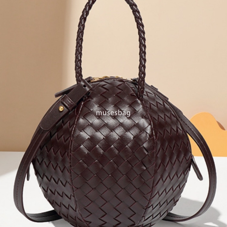 Fashionable Design Spring/Summer New Handwoven Handheld Embroidered Ball Bag with Simple and Versatile Texture Single Shoulder Crossbody Bag for Women