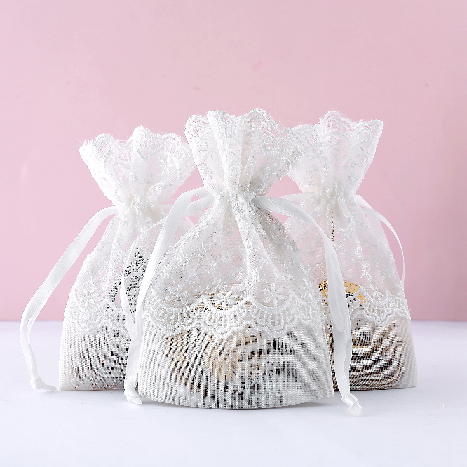 12PCS Organza Drawstring Pouch White lace Drawstring Bag Jewelry Makeup Gifts Bags Christmas Candy Packings Gift