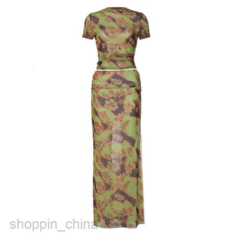 Two Piece Dress Sets Women's new fashionable floral print mesh T-shirt buttocks, slim fit temperament, spring long skirt set