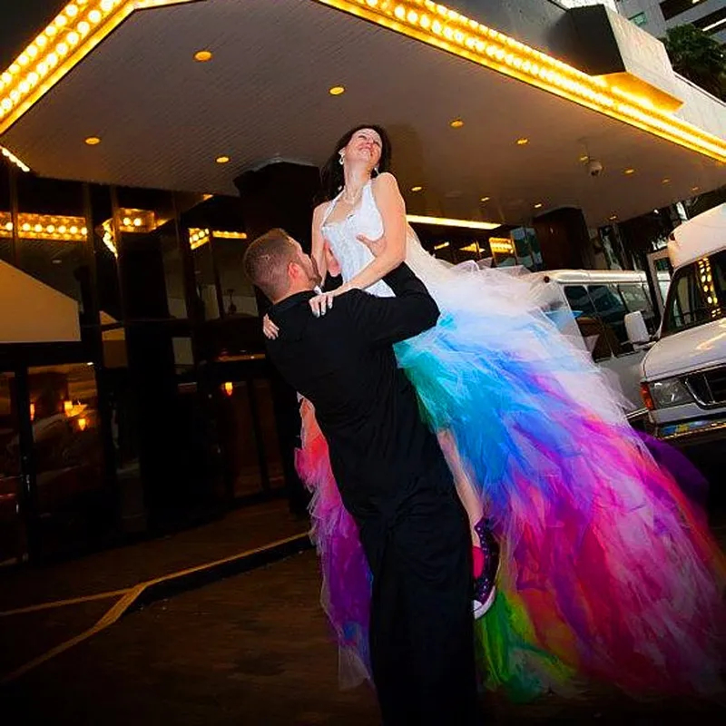 Rainbow High Low A-Line Wedding Dresses Halter Corset Boho Beach Wedding Gowns Colorful Tulle Country Bridal Dress 2024 Summer
