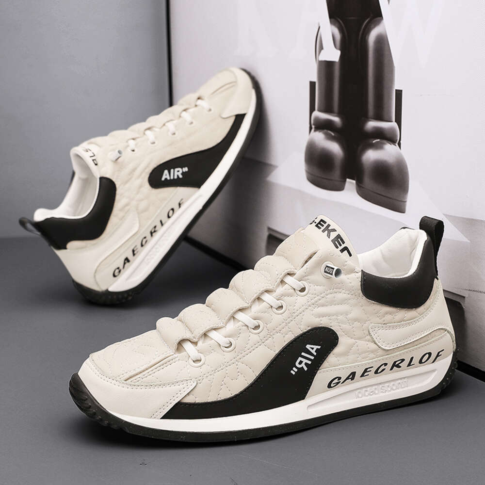 2024 Autumn Men's New Breathable Leather Sports Shoes Versatile Casual Chunky Walking Style