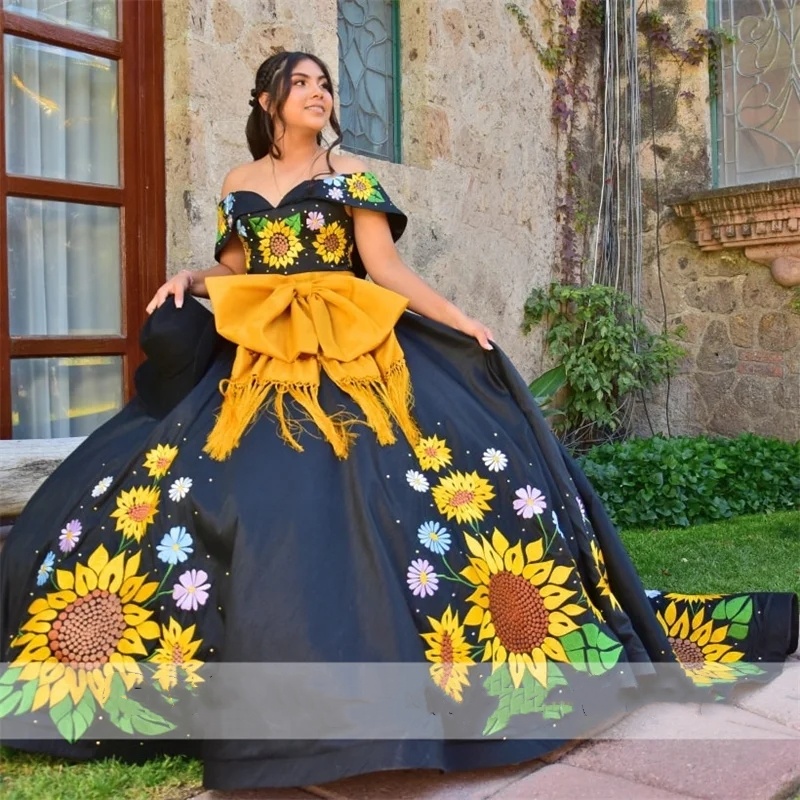 Suowers Embroidery Ball Gown Quinceanera 2024 Crystals Beads Mexican Sweet 16 Dresses Vestidos De 15 Anos
