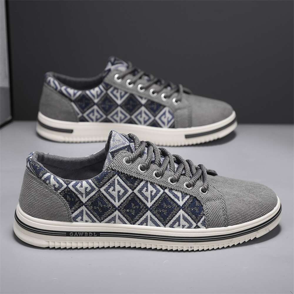 135 Four Seasons Fabric Casual Men's Shoes at Special Offer Store