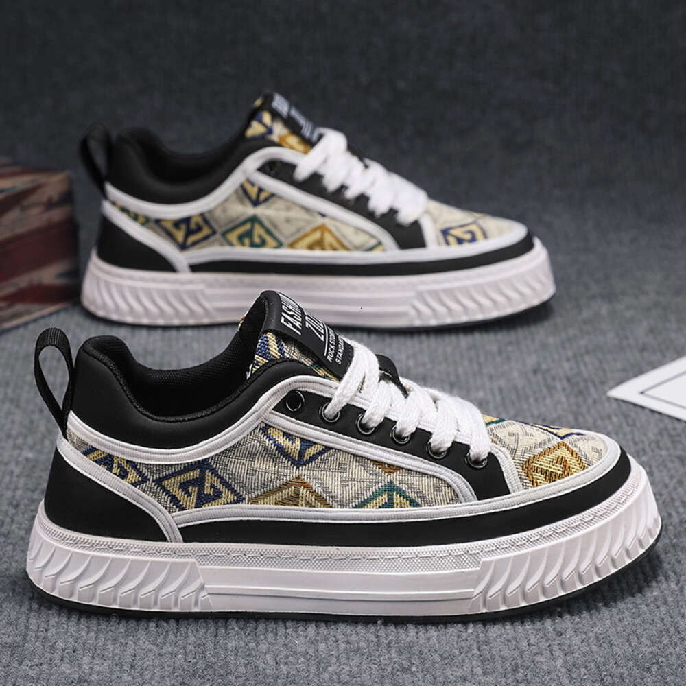 171 Four Seasons Casual Cloth Men's and Board Shoes at Special Offer Store