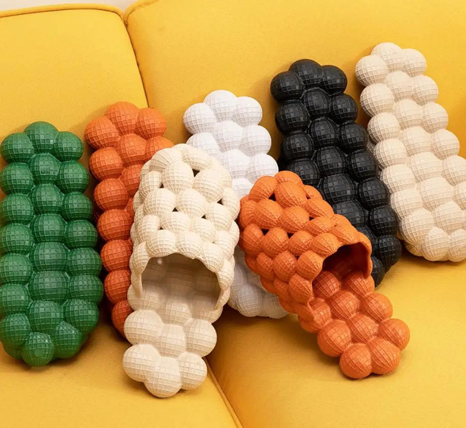 Summer Women Slippers Personality Bubble Fashion Slippers Home Massage Bottom Womens Sandals Men Slides 240613