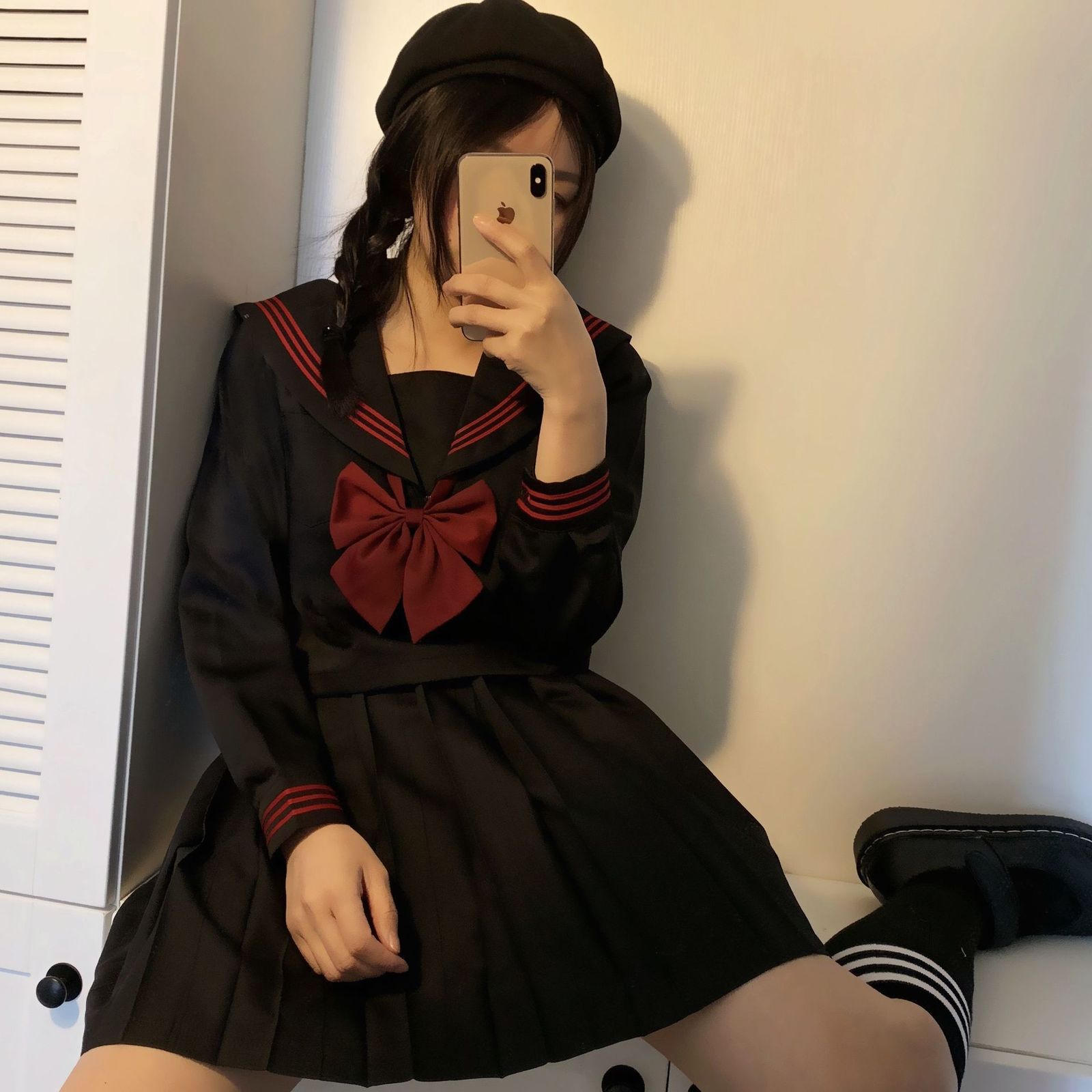Black red and red three orthodox basic JK uniforms sailor suits middle suits Japanese female student class uniforms
