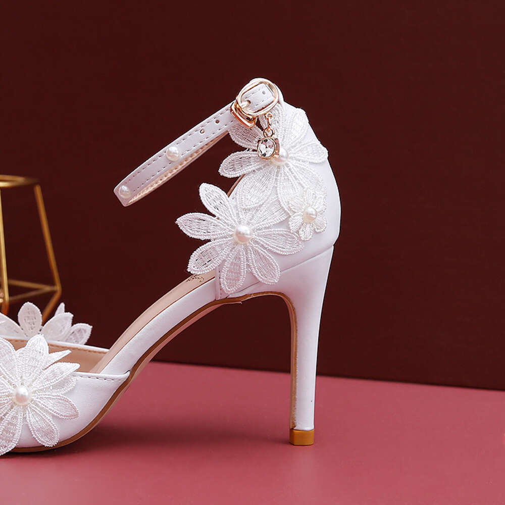 New Style Sweet Pointed Toe White Satin Sandals Lace Flower Pearl Stiletto High Heel Women Bride Wedding Dress Shoes Ankle Strap