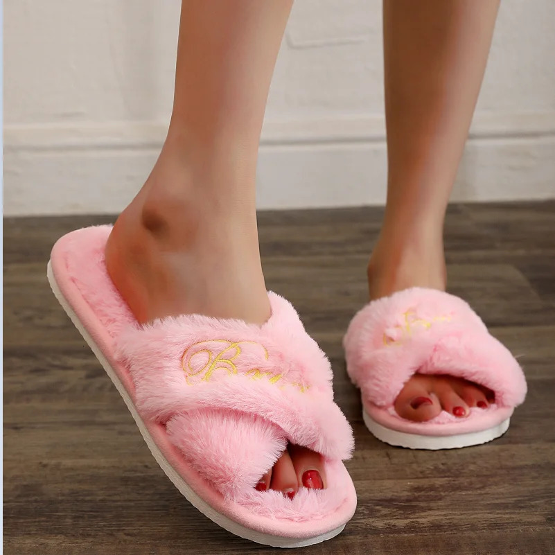 Embroidered Fur Slippers Wedding Bride Furry Fluffy Slippers for Women 240612