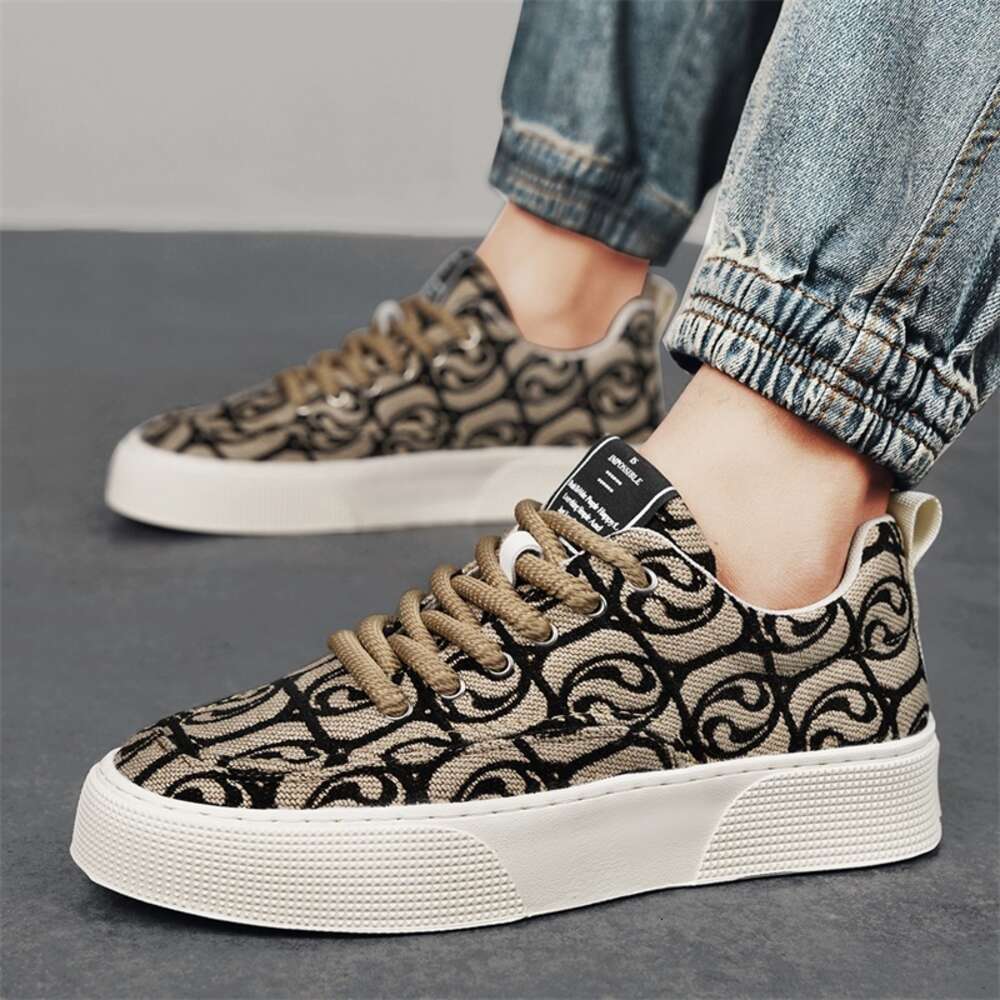 2024 Spring Fashion Brand Casual Sports Sneakers Low-Top Breathable Canvas Shoes High Style Anti-Slippery Comfort Autumn