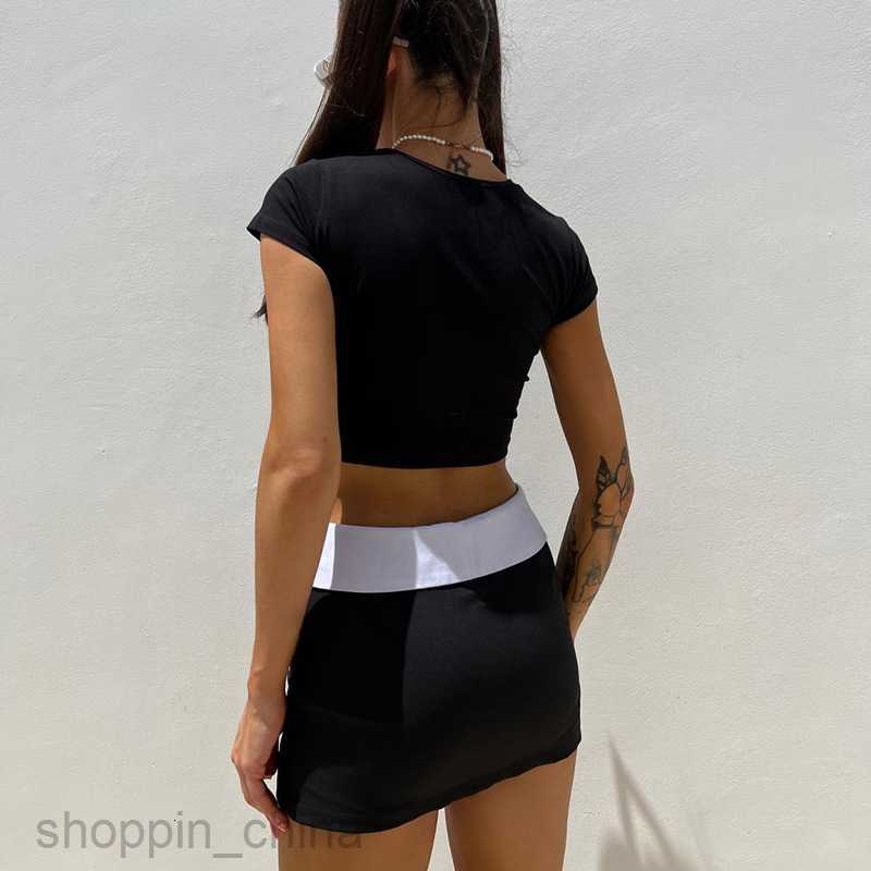 Two Piece Dress Sets Fashion contrasting color patchwork two-piece set for summer new women's short sleeved navel exposed slim fitting short skir
