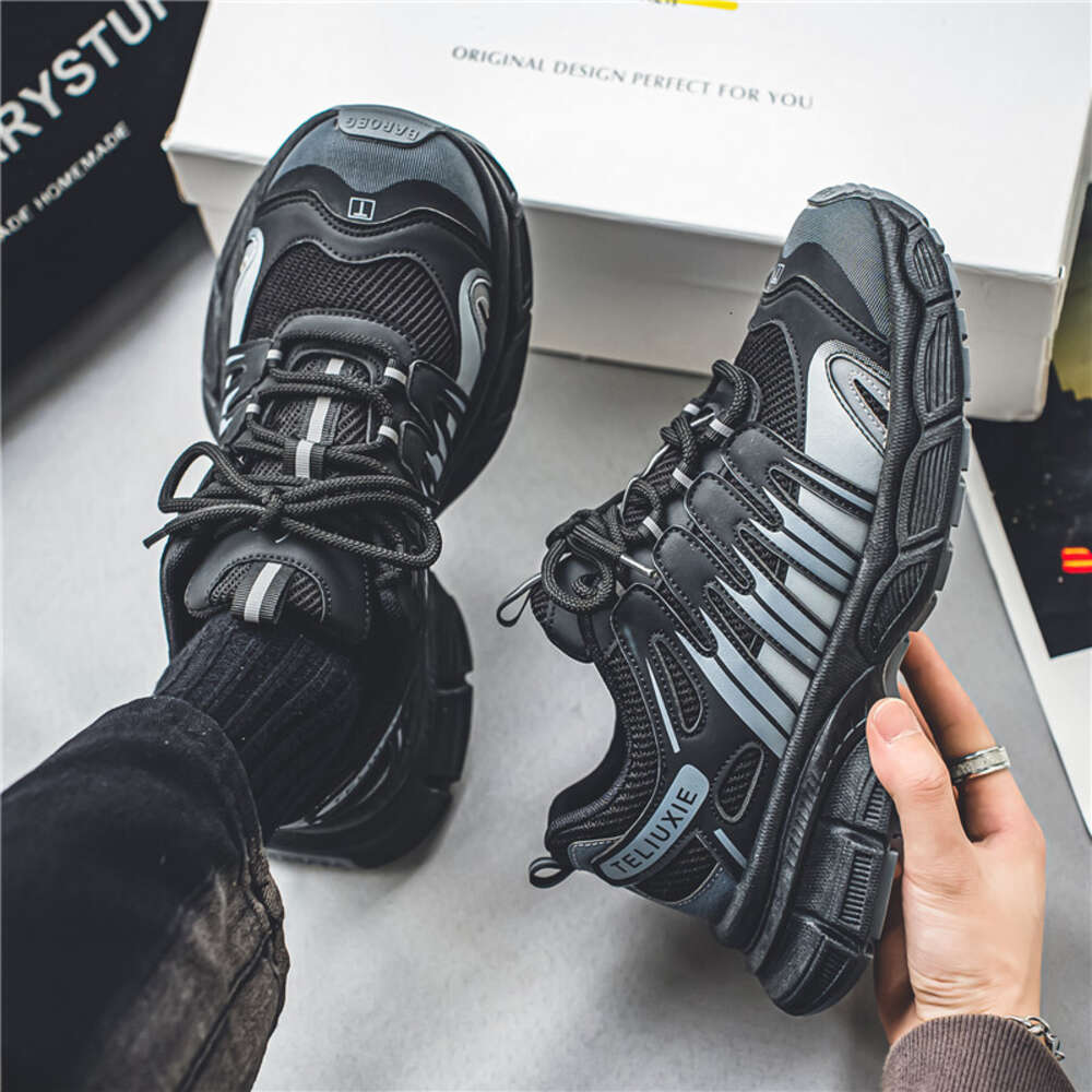 16 Four Seasons Leisure Sports Men's Shoes at Special Offer Store