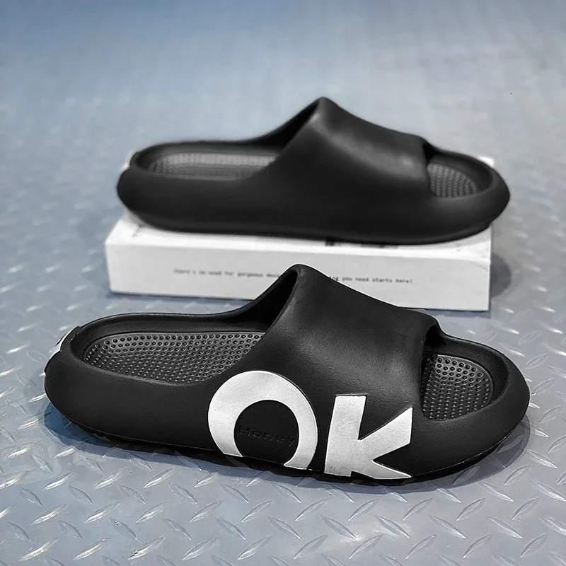 Thick Sole Summer Beach Slides Mens Bathroom Anti-Slip Slipper Soft Sandals Fashion Soft Sole Flops Home Indoor Slippers Shoes 240612