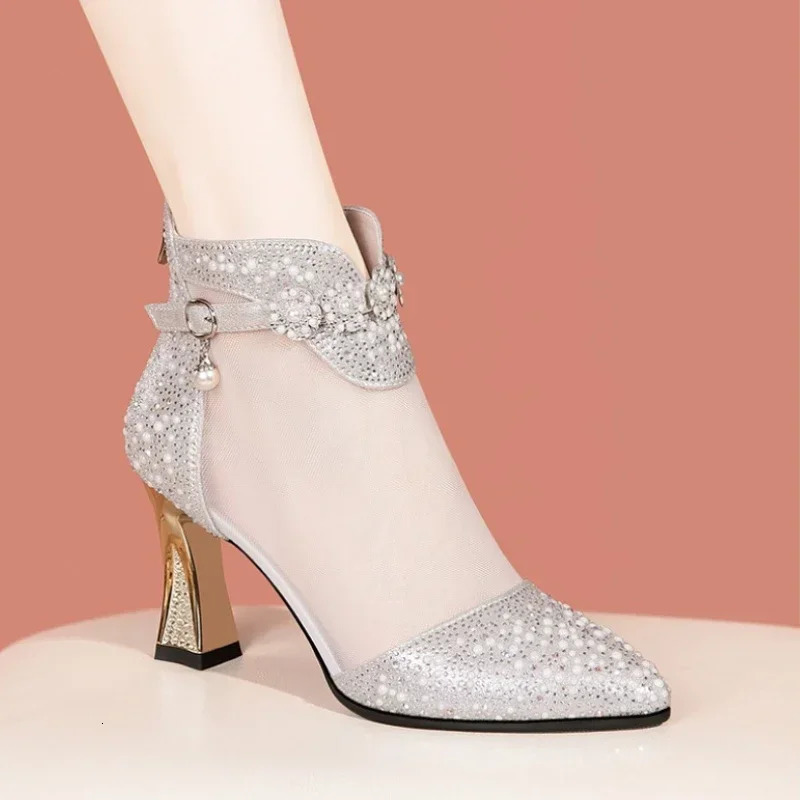 2024 Summer Fashion Pointed Mesh Breathable Rhinestone High Heel Buckle Large Comfortable Cool Boots Single Shoe Women 240612