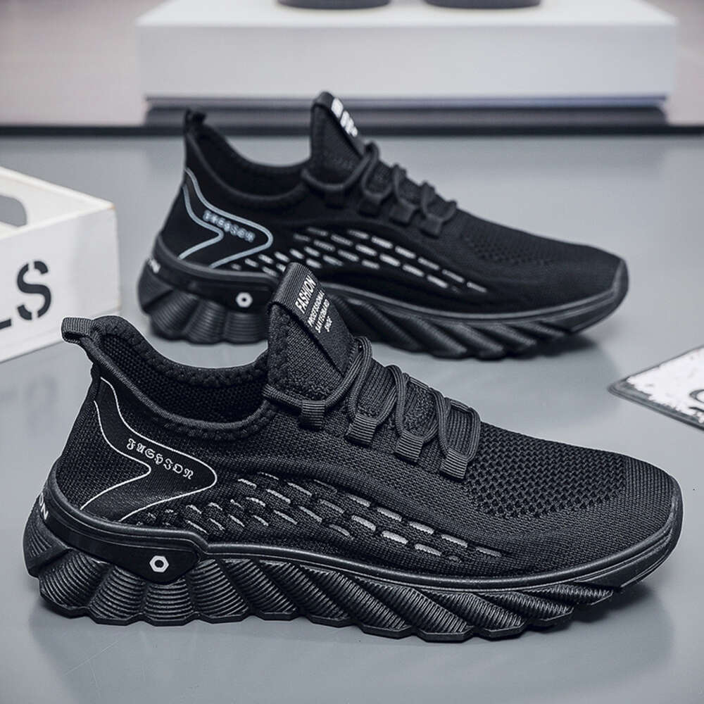 Men's New Breathable Mesh All-Match Trendy Thick-Soled Flying Woven Running Style Comfortable Walking Shoes