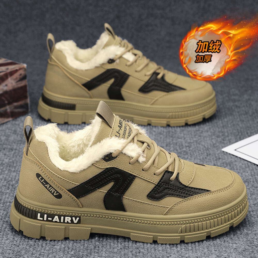 202 Winter low cut leather men's cotton shoes, and boots at a discount store