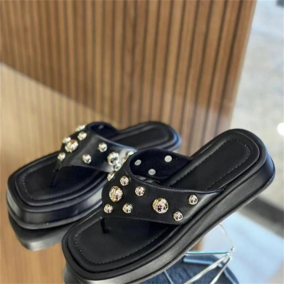 Golden Platform Slippers Women Clip Toe Cozy Shoes Walking Dress Sandals Summer Beach Flip Flops Fashion Large Size Female Flats 240613