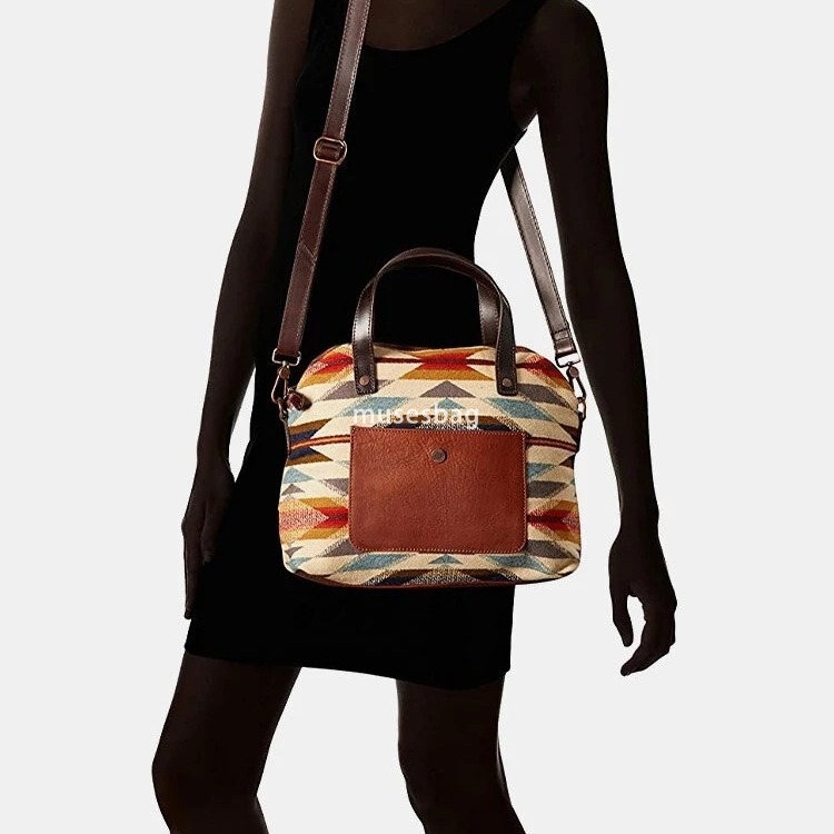 New niche design shell bag for commutin large capacity bag European and American retro style ethnic style cotton and linen handheld single shoulder cr