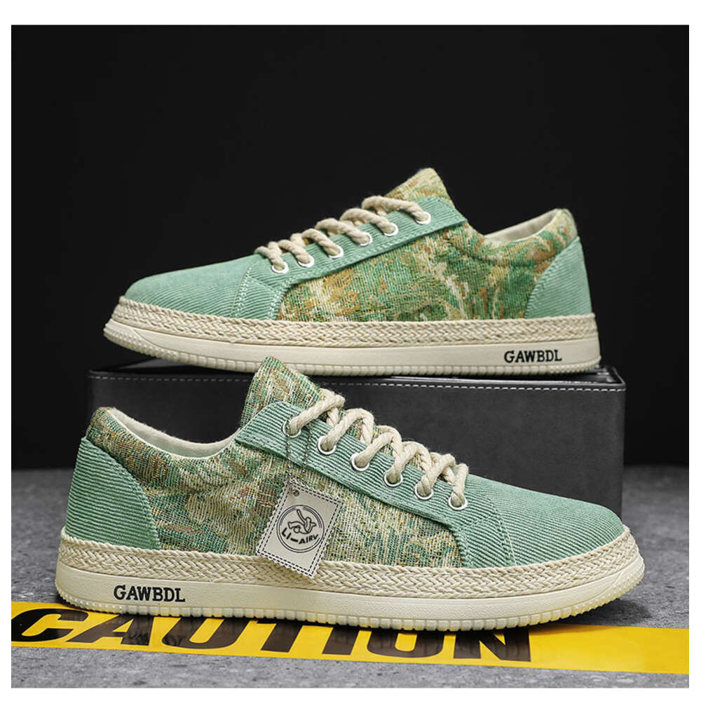 05 Four Seasons Fabric Casual Men's Shoes at Special Offer Store