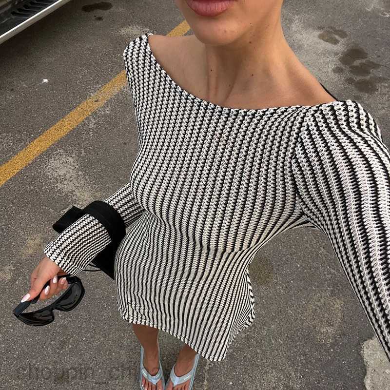 Basic Casual Dresses New Fashion Stripe Print Sexy Style Hollow Back Long Sleeve Slim Fit Dress for Women