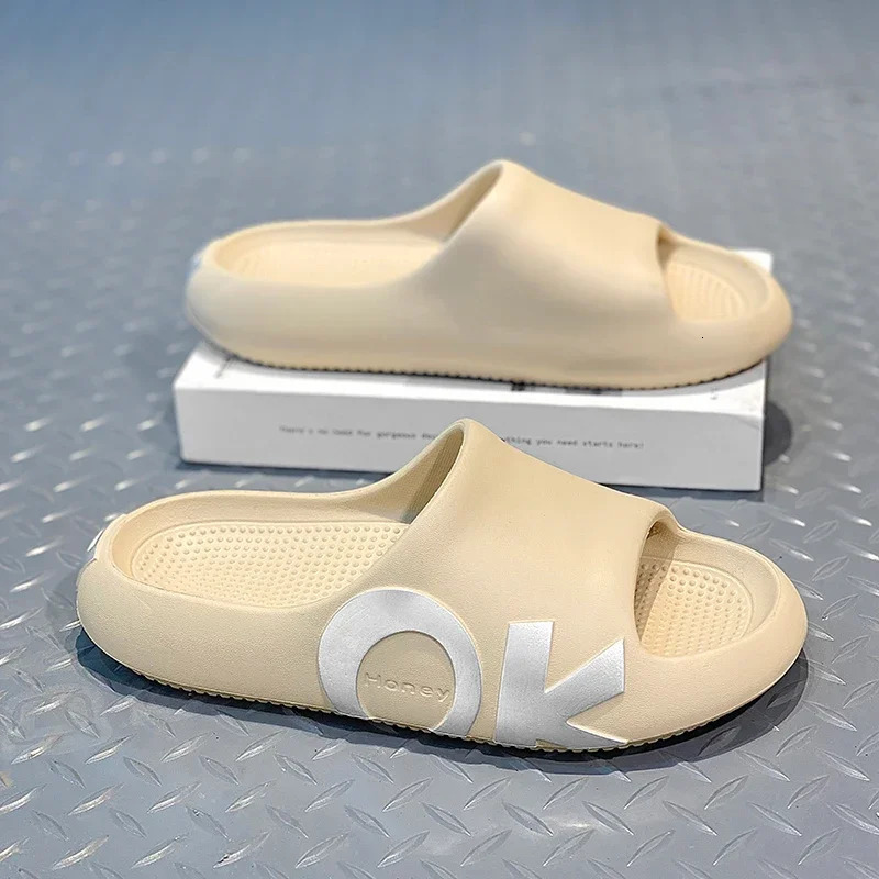 Thick Sole Summer Beach Slides Mens Bathroom Anti-Slip Slipper Soft Sandals Fashion Soft Sole Flops Home Indoor Slippers Shoes 240612