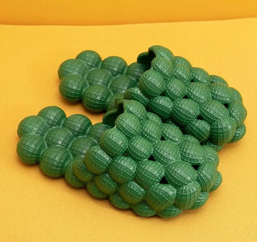 Summer Women Slippers Personality Bubble Fashion Slippers Home Massage Bottom Womens Sandals Men Slides 240613