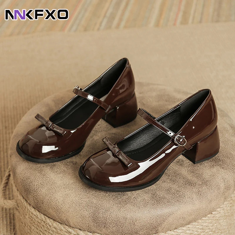 Patented Leather Mary Jane Shoes Womens Retro Thick Heel Round Toe Shoes One Line Buckle Lace Up Single Shoe 240612