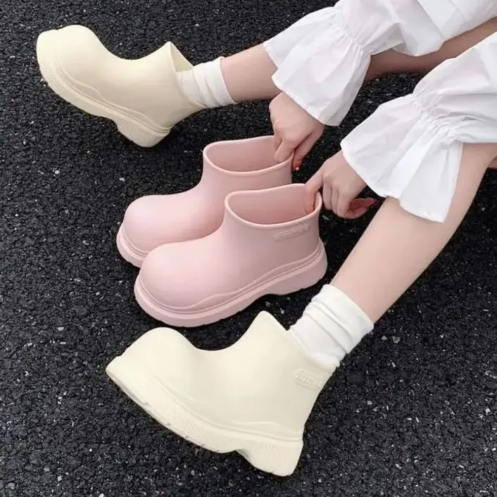 Fashion Softsole Waterproof Anti-slip Rubber Shoes Spring Summer Outer Ugly Moe Round Head Short Rain Boots Women Simple 240612