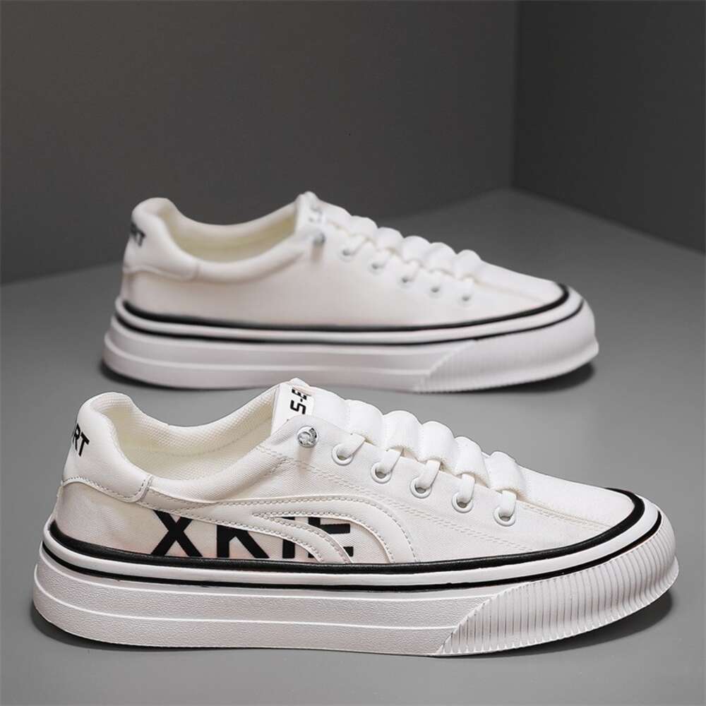 0014 Four Seasons Casual Cloth Men's and Board Shoes at Special Offer Store