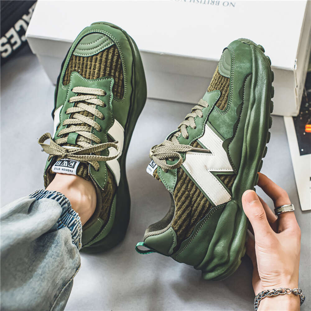 62 Autumn Corduroy Casual Men's Shoes at Special Offer Store
