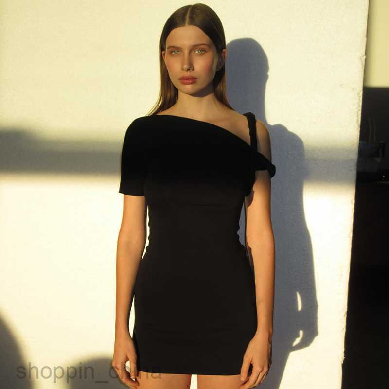 Basic Casual Women Dresses new patchwork twisted strap single sleeved slim sexy style buttocks wrapped short dress