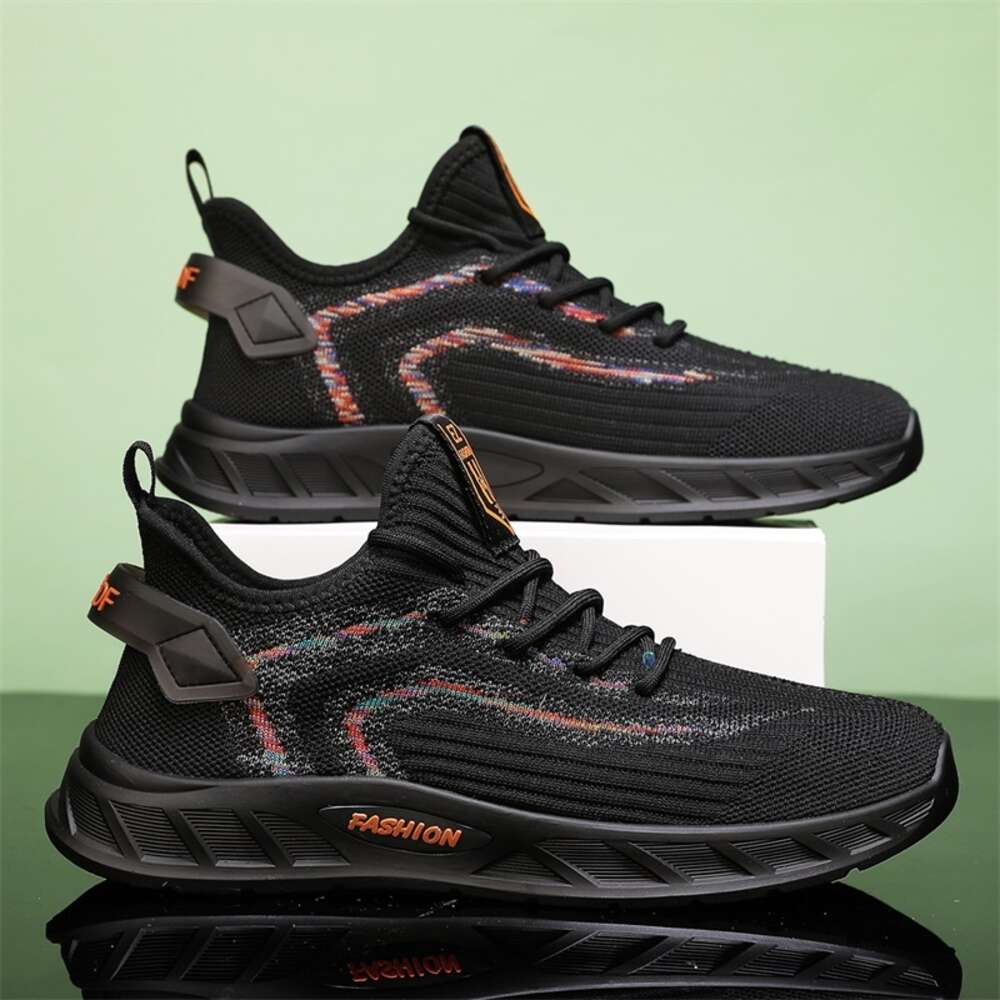 90 Four Seasons Leisure in Special Offer Store, Flying Weaving Men's Shoes