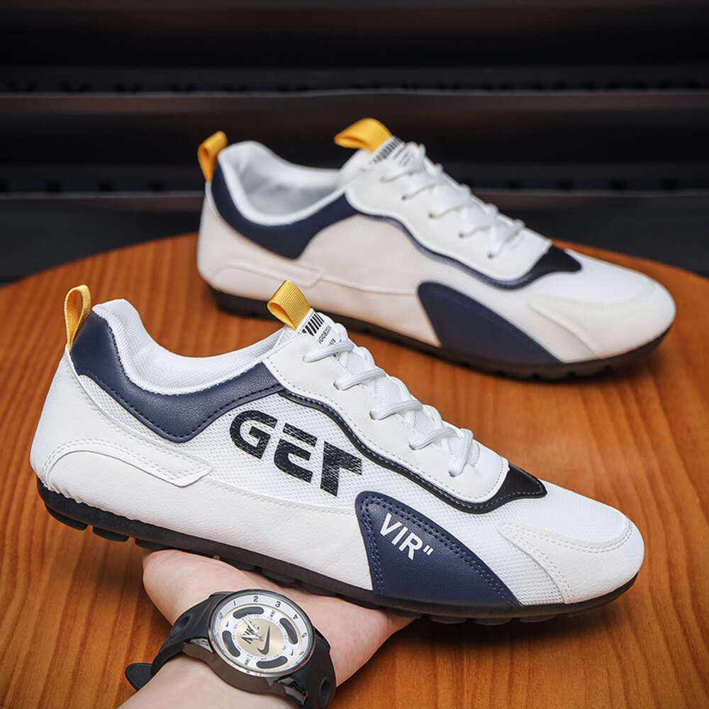 2024 New Product Mesh Breathable Running Soft Sole Flat Fashion Anti slip Walking Style Casual Shoes