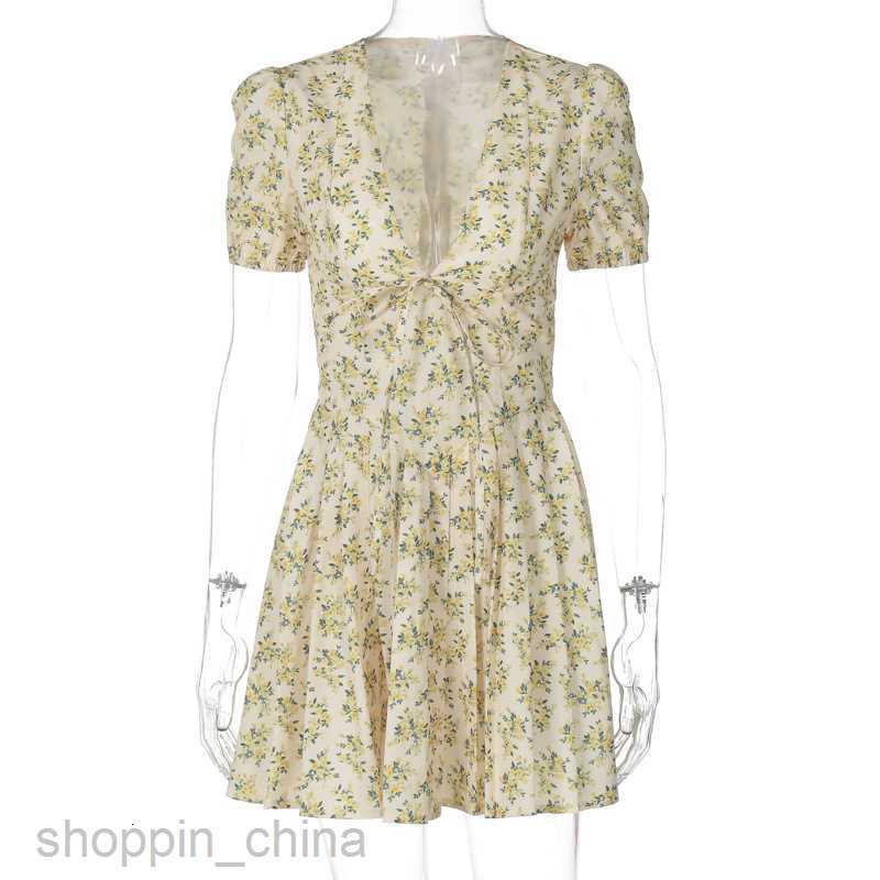 Basic Casual Women Dresses Sweet Style Summer New Sexy Deep V Slim Waist Short Sleeves Medium Hundred Fold Fragmented Flower Dress for Women