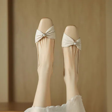 Heels 2024 Spring Square Head Shallow Mouth Bow Single Shoes Low Heel Shoes Leisure High-end 240612