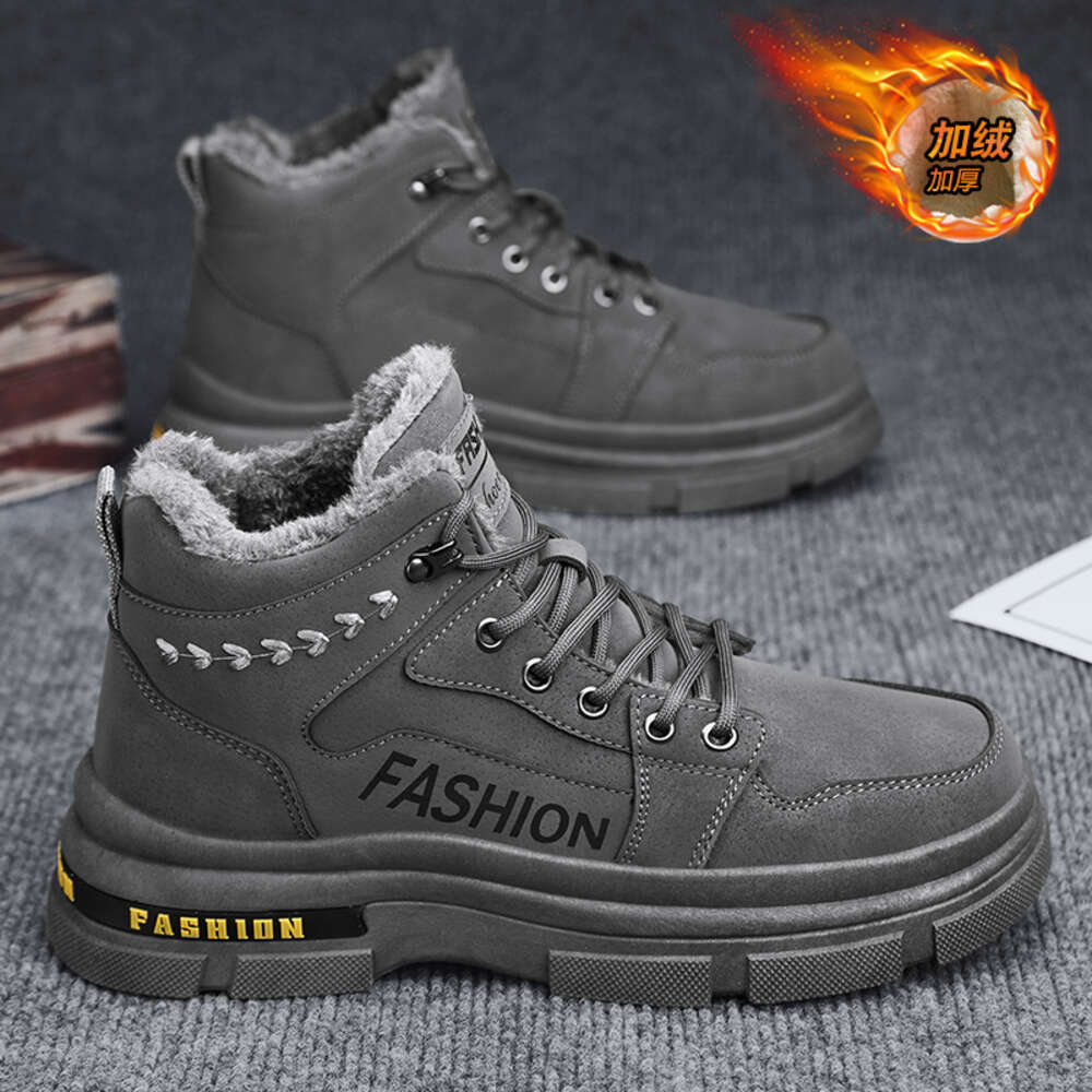 183 Special offer store autumn and winter men's shoes, mid top Martin boots, snow boots