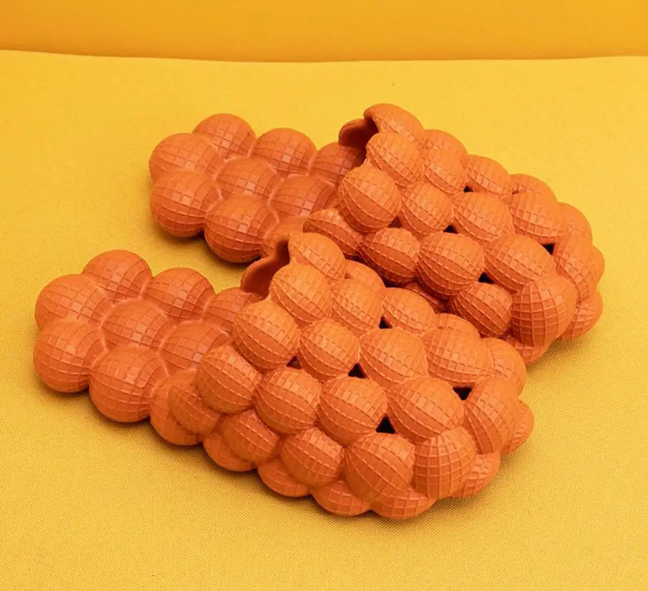 Summer Women Slippers Personality Bubble Fashion Slippers Home Massage Bottom Womens Sandals Men Slides 240613