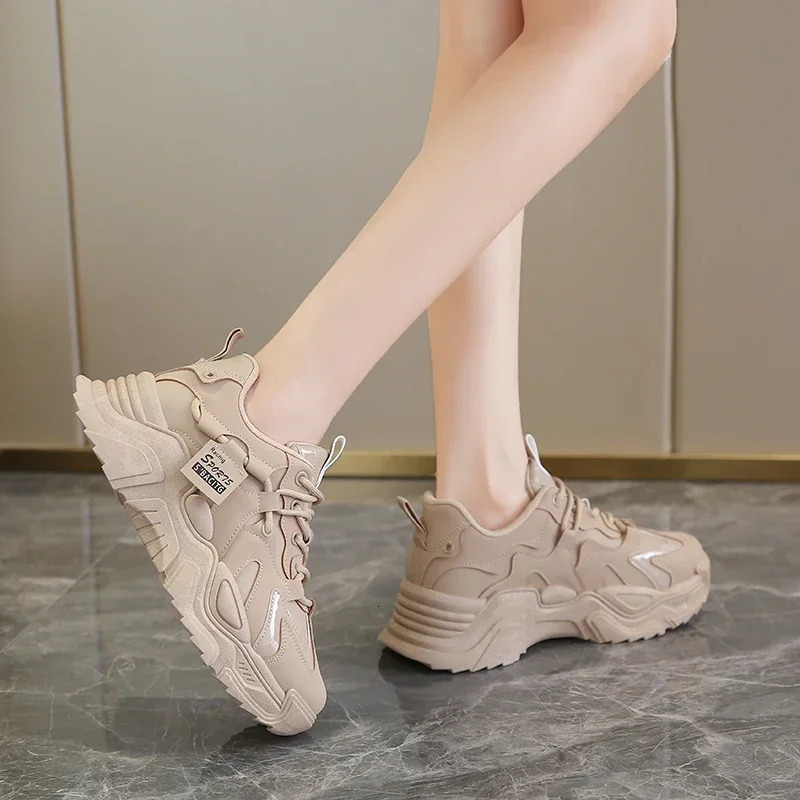 Fashion Platform Shoes for Womens Outdoor Lace-up Casual Shoes Breathable Chunky Sneakers Women Non Slip Zapatillas Mujer 240612