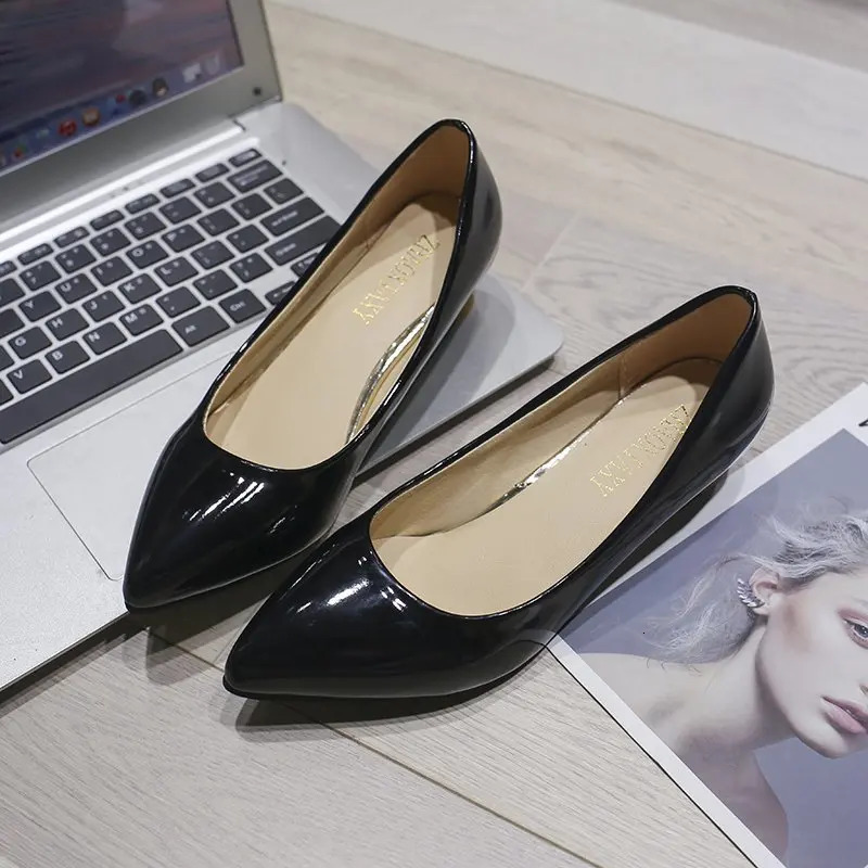 Low Heel High Heels Stiletto Wild Womens Shoes Simple Comfort Work Shoes Shallow Mouth Pointed Single Shoes Fashion Pumps 240612
