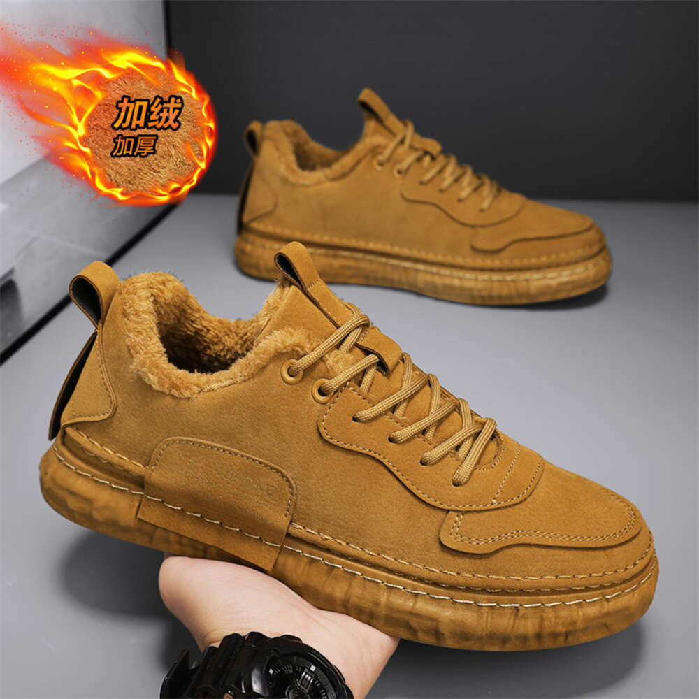 201 Winter leather men's cotton shoes, and boots at a discount store