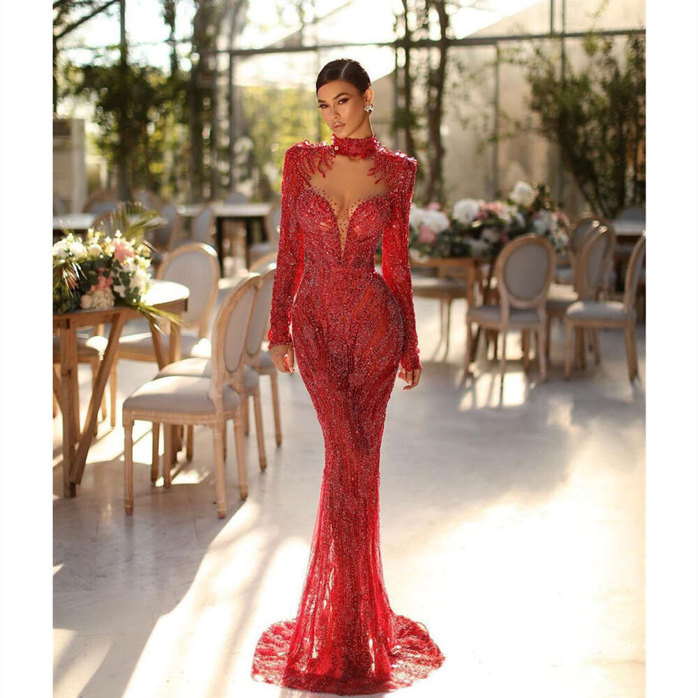 Red Evening Long Sleeves V Neck Halter Sparkly Sequins Beaded Appliques 3D Lace Hollow Train Prom Dresses Custom Made