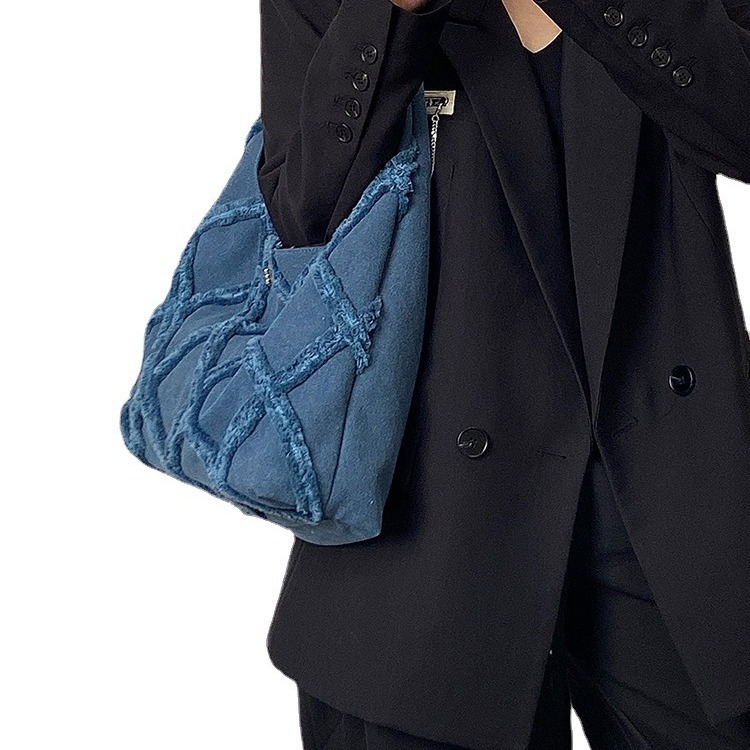 High end hot selling new retro commuting bag with a sense of luxury niche fashion versatile trend Korean style denim canvas bag women's shoulder 