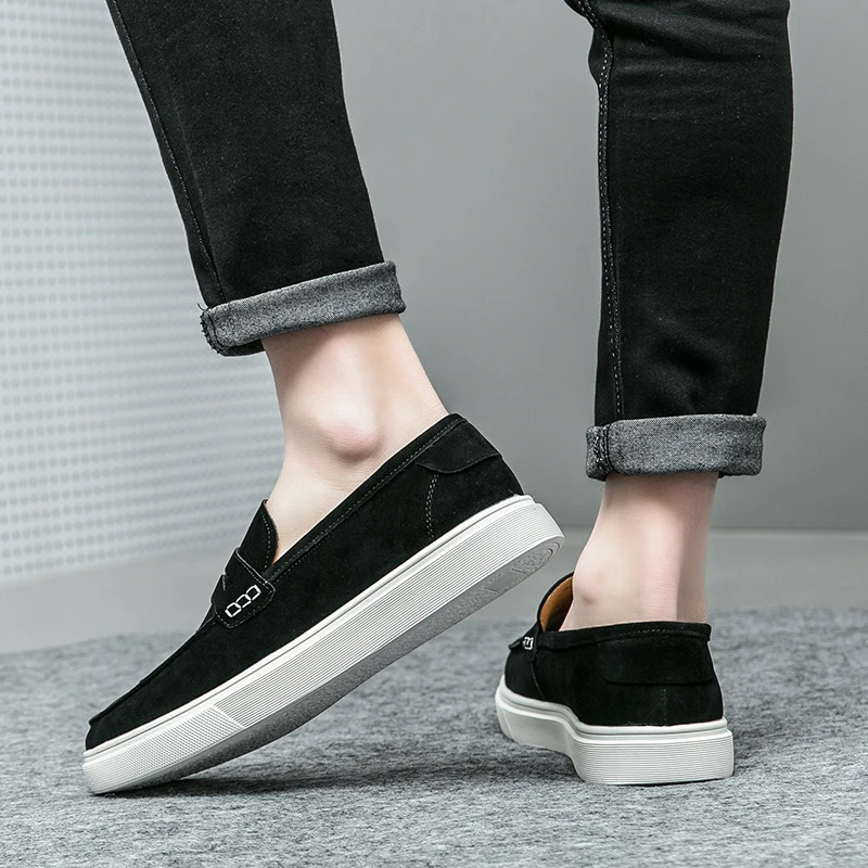 Mens Leather Fashion Outdoor Shoes Arrival in Mens Casual Footwear Selling Mens Sliding Shoes Classic Mens Loafers 240612