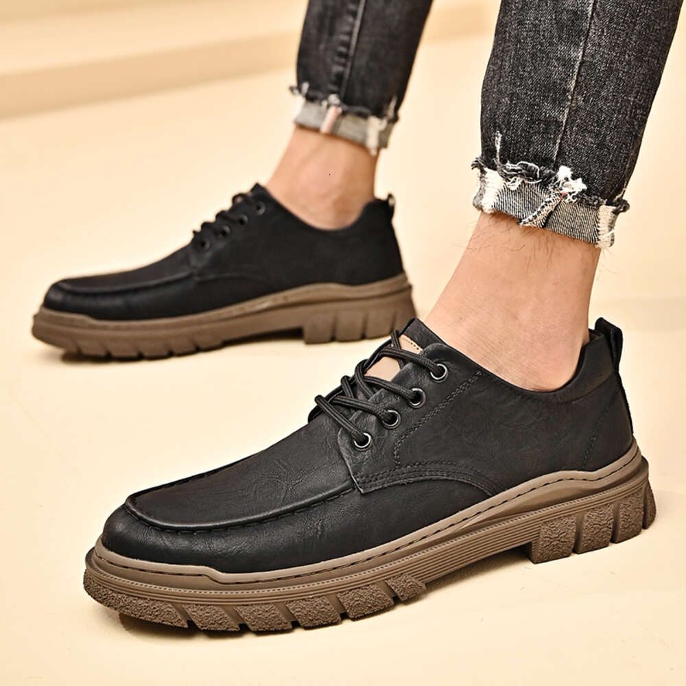 2380 Autumn/Winter Casual Men's Youth Fashion Versatile Leather Shoes 38-44 Batch 82