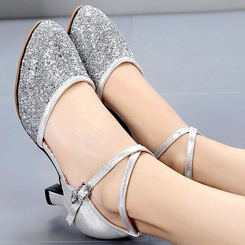 XIHAHA Sequin Red Black Gold Silver Women Ballroom Tango Salsa Latin Dance Shoes Closed Toe Salsa Shoes Soft Sole 240614