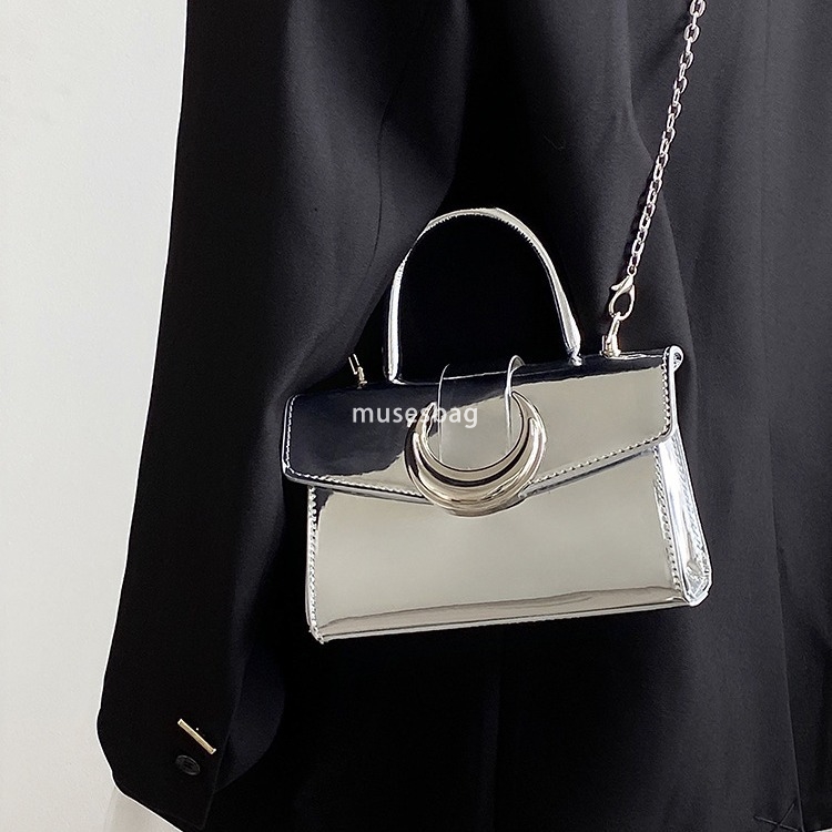 Advanced Moon Lock Buckle Bag for Women's New Silver Square Lacquer Leather Bag Handbag Chain Single Shoulder Crossbody Bag