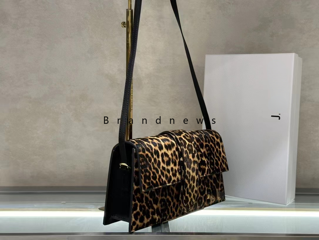 Leopard Print Shoulder Bag High Quality Designer s Underarm Bags Fashion Beads Messenger bag Famous Clutches Purses And Handbags 2771