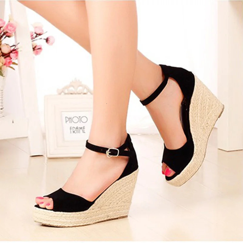 Fashionable Womens Summer Sandals Buckle Casual Platform Wedge Sandals Peel Toe Straw Wedge High Heels 9.5/10.5cm 240612